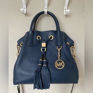 MICHAEL Kors Blue Camden Large Drawstring
Tassels Crossbody Bag